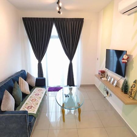 A1403 Jb City Sks Habitat Larkin 2Br 6Pax 100Mbps Netflix!! By Stay ジョホールバル エクステリア 写真